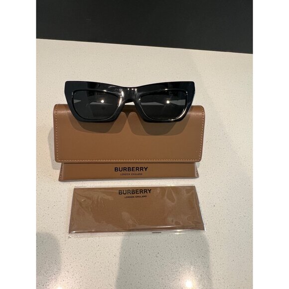 BURBERRY Sunglasses BE 4405 409387 Black Dark Grey NEW - Picture 2 of 8